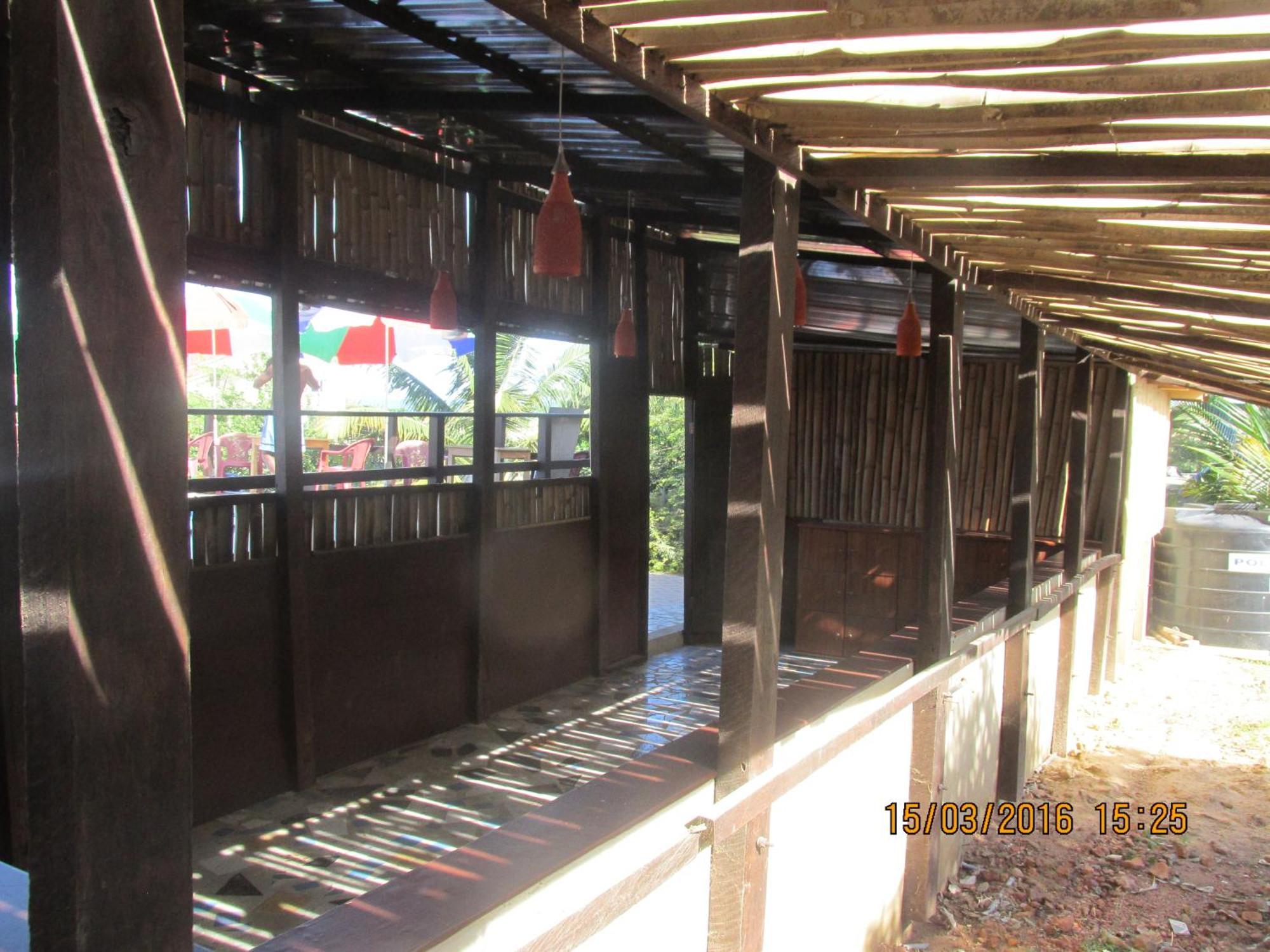Jamaica Inn Guest House Botianaw Extérieur photo