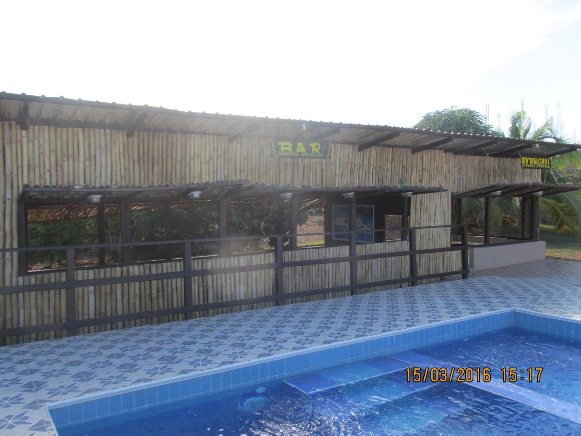 Jamaica Inn Guest House Botianaw Extérieur photo