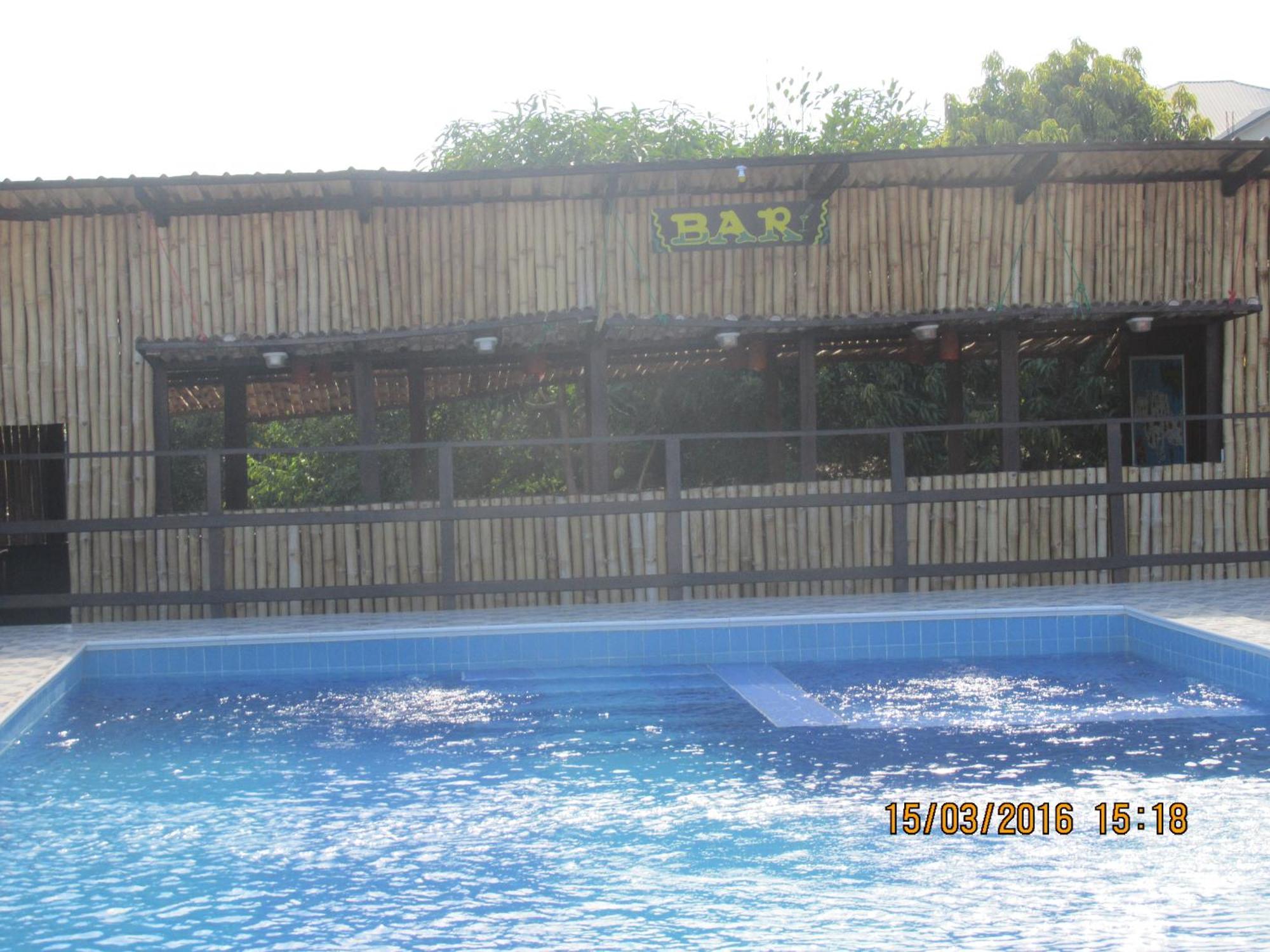 Jamaica Inn Guest House Botianaw Extérieur photo